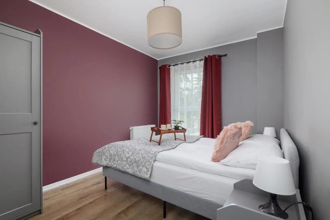Comfy Apartment Pachonskiego With Parking In Krakow By Noclegi Renters 0*,  פולין