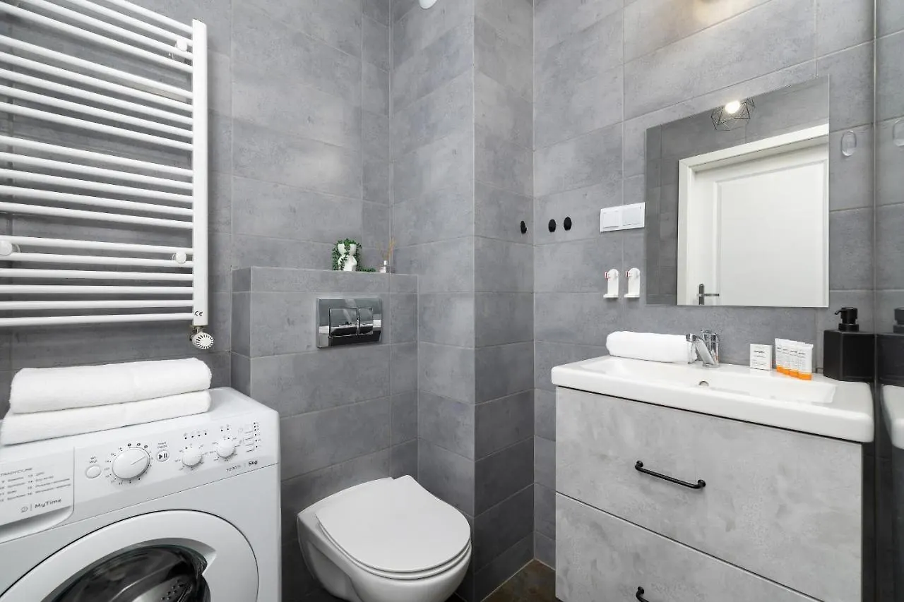 Comfy Apartment Pachonskiego With Parking In Krakow By Noclegi Renters
