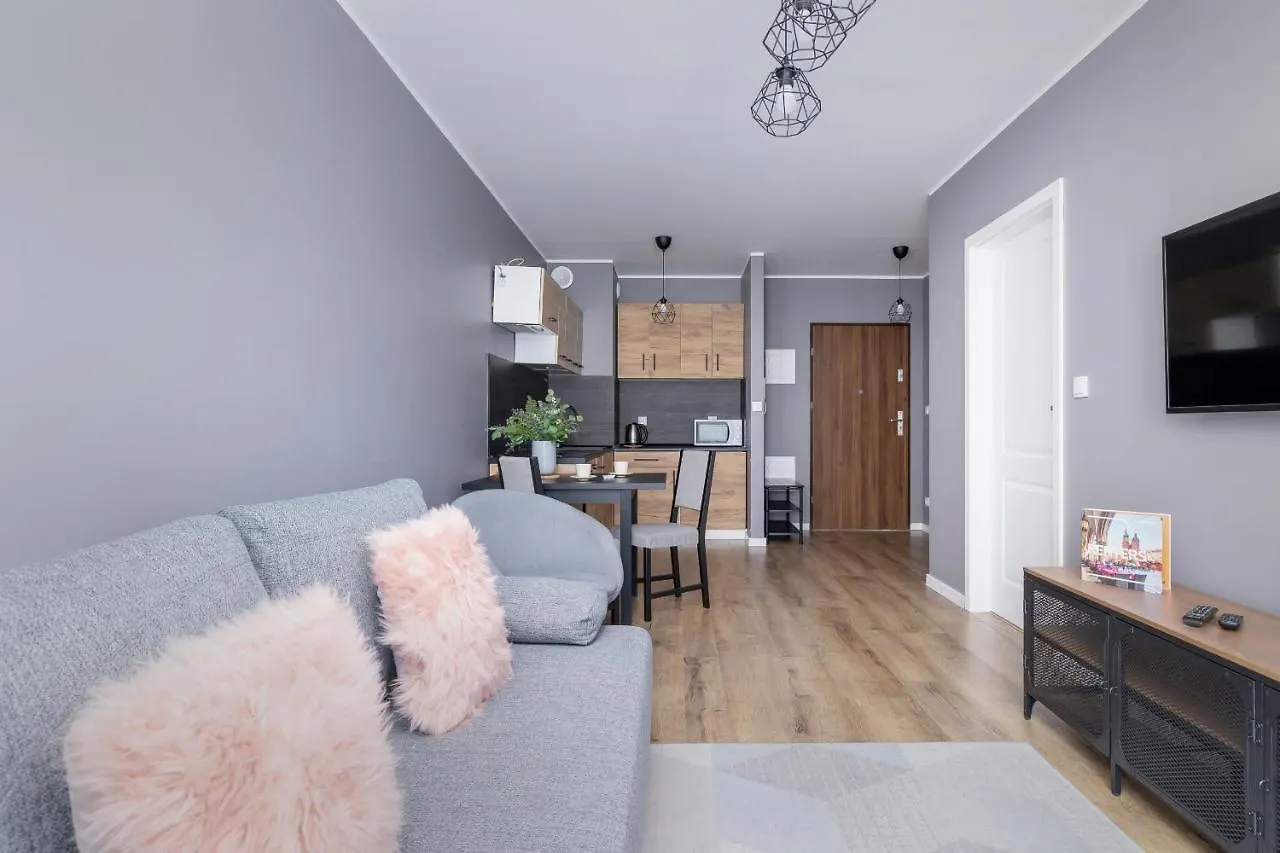 Comfy Apartment Pachonskiego With Parking In Krakow By Noclegi Renters